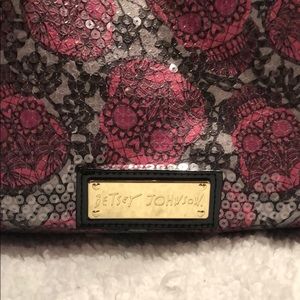 Betsey Johnson Bags - BETSEY JOHNSON SUGAR SKULL SEQUIN HANDBAG Betsey Johnson Bags - BETSEY JOHNSON SUGAR SKULL SEQUIN HANDBAG